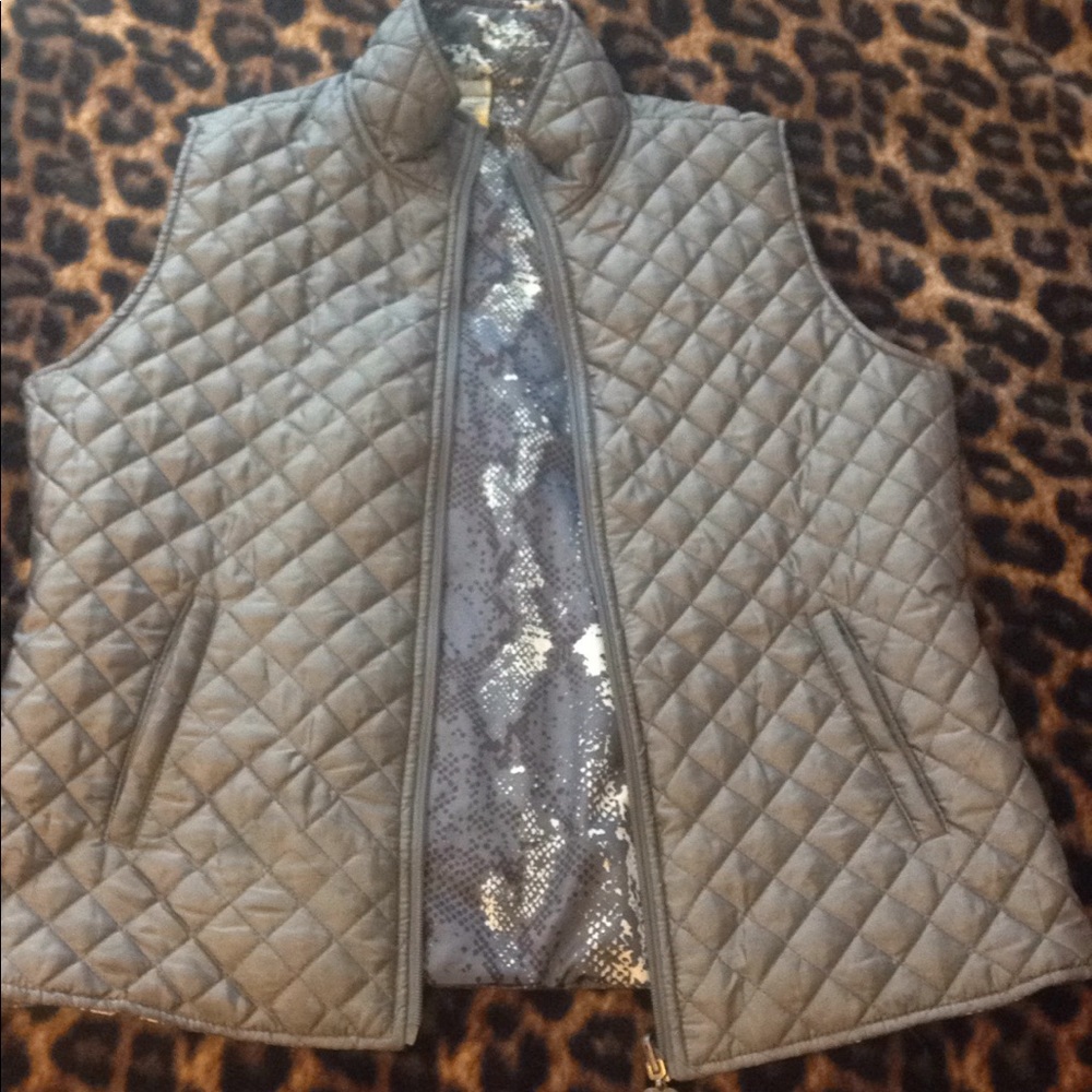Sleeveless Jacket